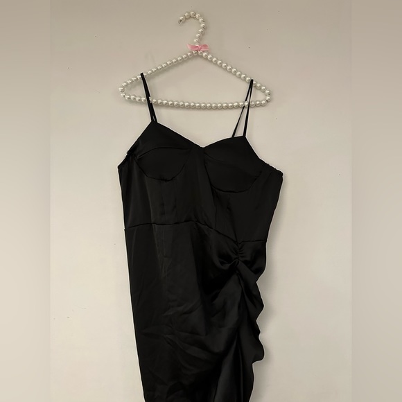 NEW Plus Size Maxi Satin Dress - Picture 3 of 7